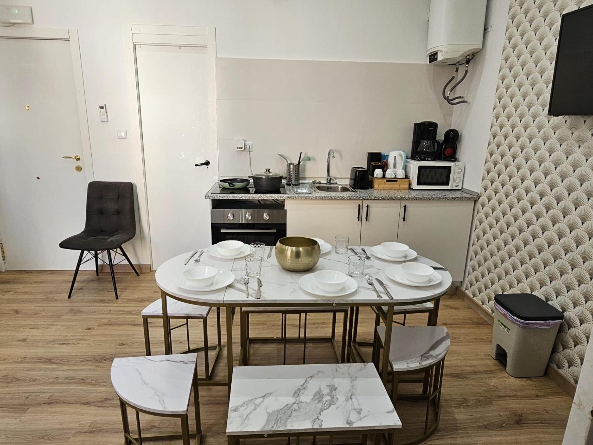 Luxury Apartments Near The Beach And Downtown Centrum 8 Alicante Zewnętrze zdjęcie