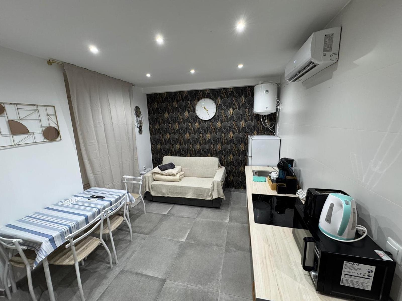 Luxury Apartments Near The Beach And Downtown Centrum 8 Alicante Zewnętrze zdjęcie